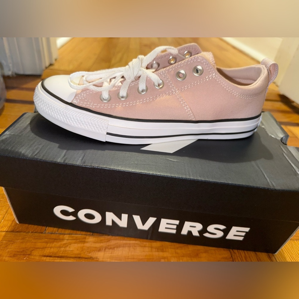 Converse woman’s Pink Sneakers